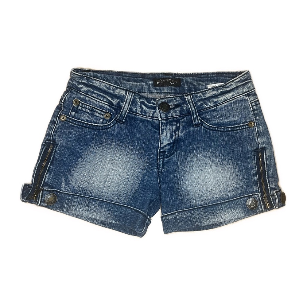 ✩ denim mini shorts